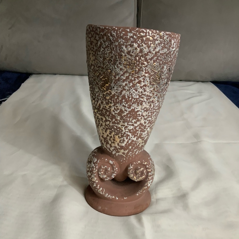 Vintage Textured Brown Vase FREEMAN-McFARLIN Originals El Monte, Calif,